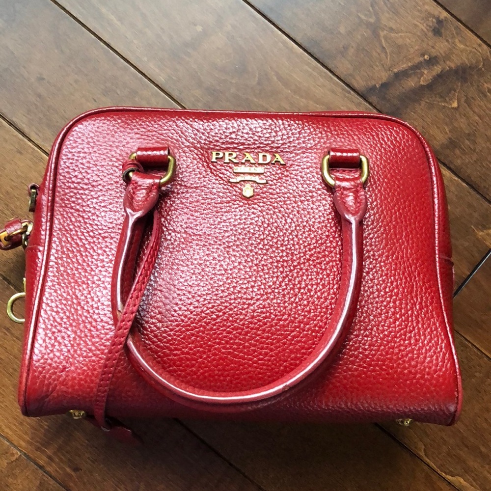 Prada Milano Leather Bag. Small. Made in Italy.